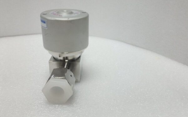 TKF TK-Fujikin Diaphragm Valve O.P. 0.4~0.6 Mpa S8PDVN-VF-C-P, N.C,Used,Kr,97053 - Image 4