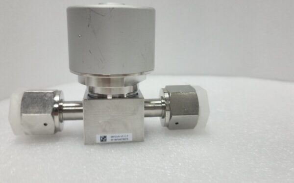 TKF TK-Fujikin Diaphragm Valve O.P. 0.4~0.6 Mpa S8PDVN-VF-C-P, N.C,Used,Kr,97053 - Image 6