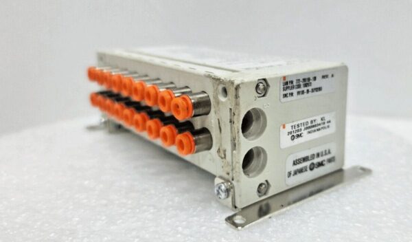Lam 772-285159-109 Rev A, SMC P/N. VV100-09-DUY02050 Manifold Valve,+97081