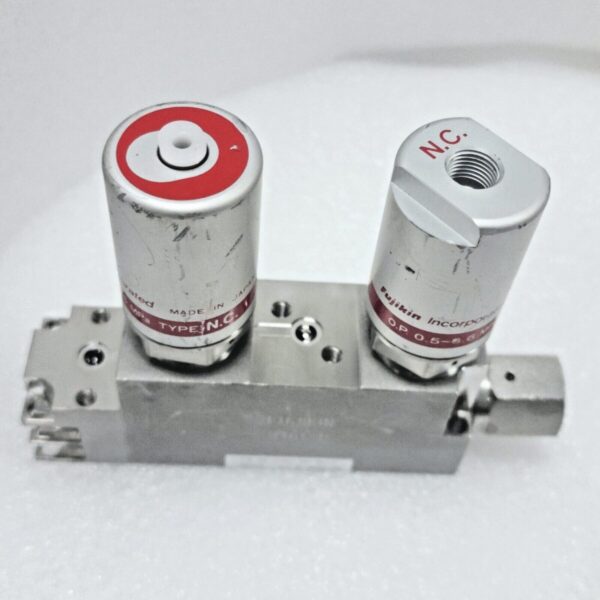 Lam 766-077821-501 R C , C No. 567512, Fujikin 0.5~0.6 Mpa  NO Valve Assy,+97157